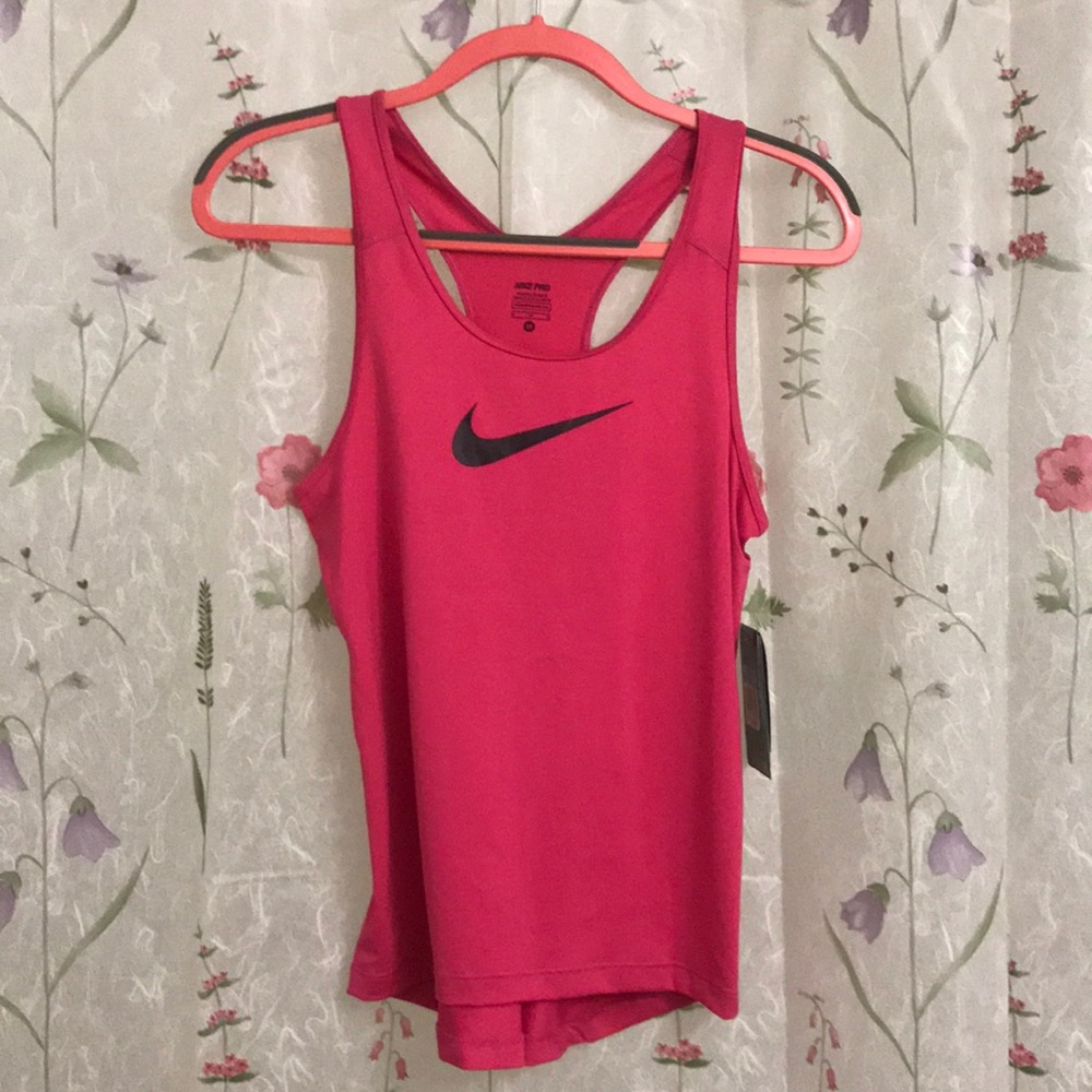 Nike Dry Fit Workout Top - NWT!